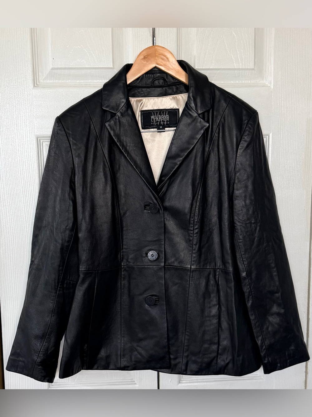 Wilsons Leather Women's Black Button-Front Leather Blazer